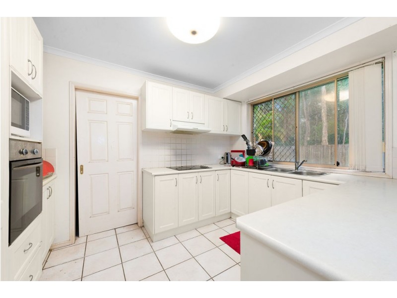 9 Redleaf Court, Currimundi QLD 4551