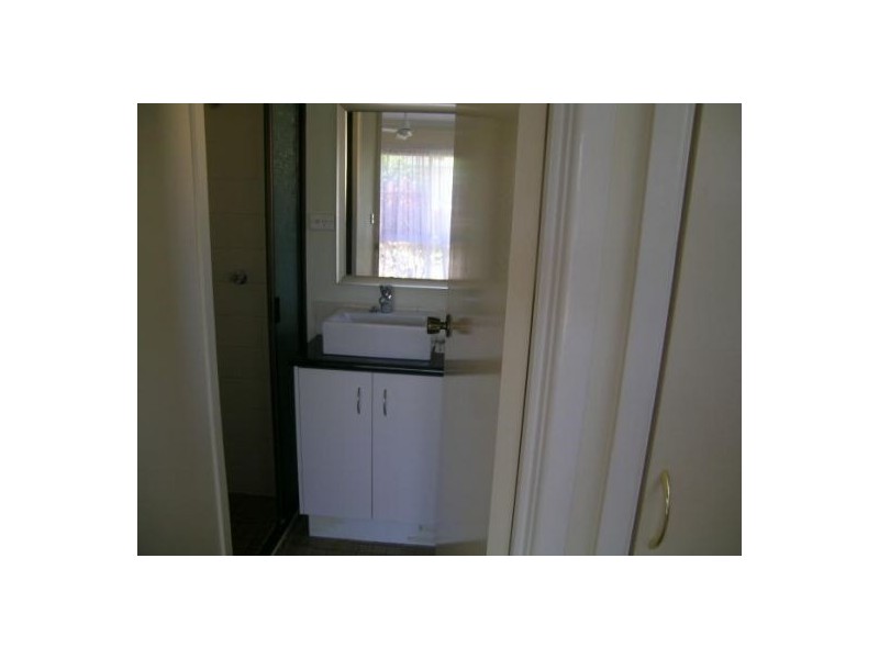 1 Grant Street, Battery Hill QLD 4551