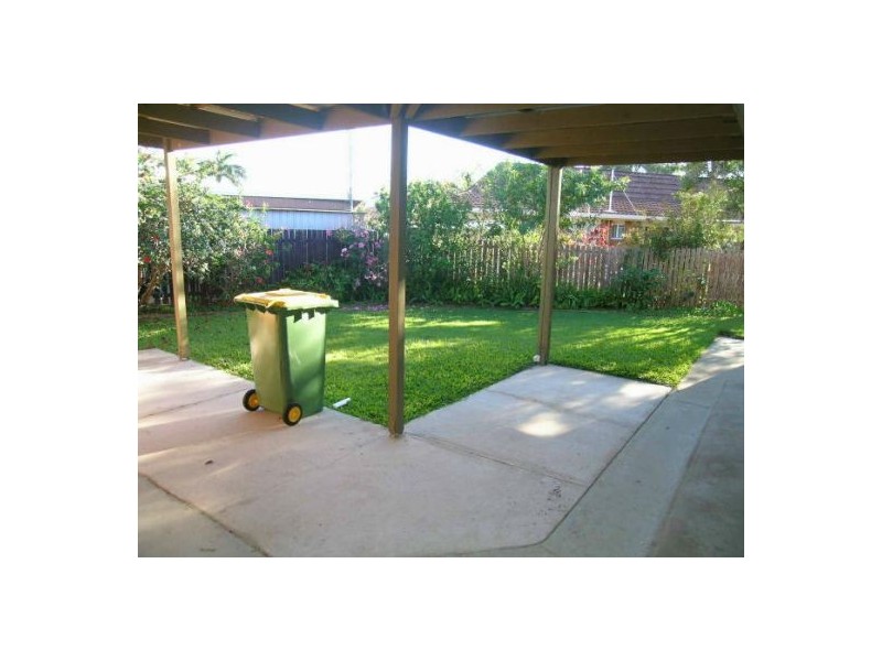 1 Grant Street, Battery Hill QLD 4551