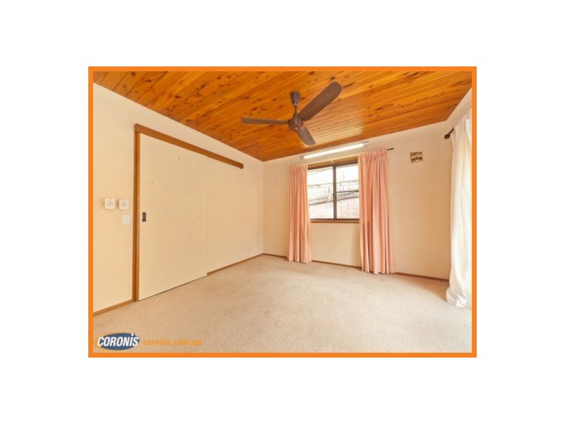 8 Pendula Place, Little Mountain QLD 4551