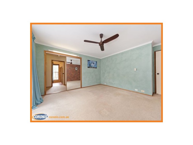 8 Pendula Place, Little Mountain QLD 4551