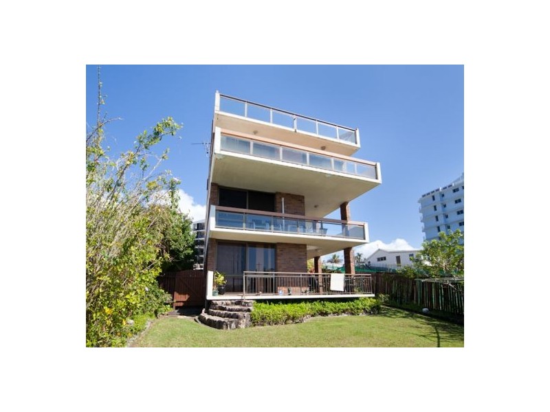 1/25 Canberra Terrace, Kings Beach QLD 4551