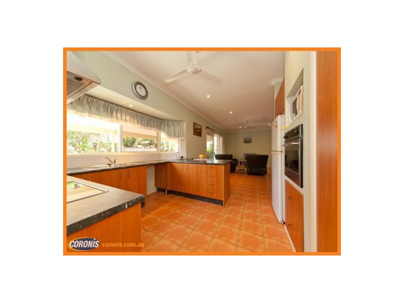 2 Carolyn Court, Little Mountain QLD 4551