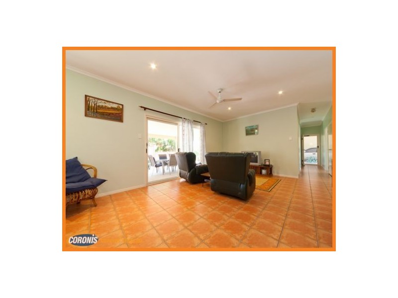 2 Carolyn Court, Little Mountain QLD 4551