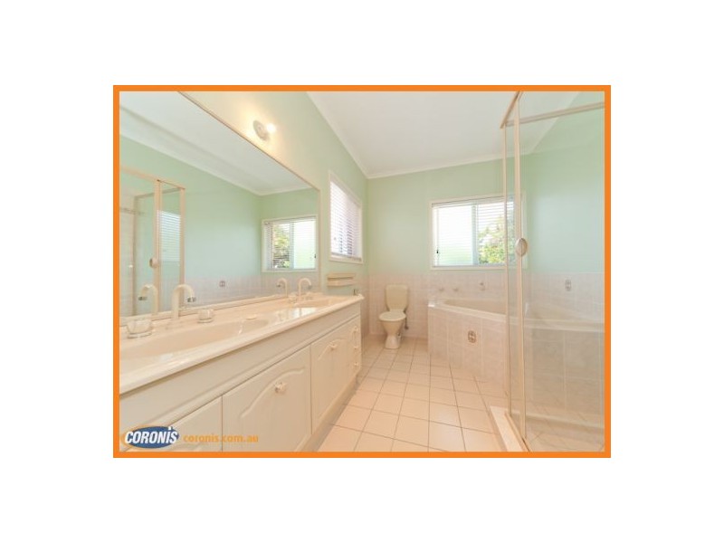 2 Carolyn Court, Little Mountain QLD 4551