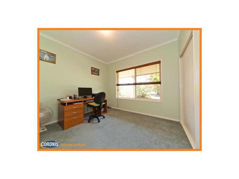 2 Carolyn Court, Little Mountain QLD 4551