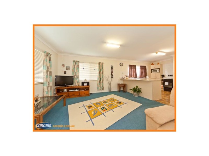2/23 Ann Street, Dicky Beach QLD 4551