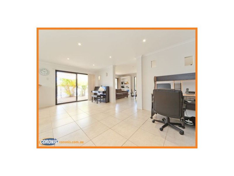 1 Geebung Court, Meridan Plains QLD 4551