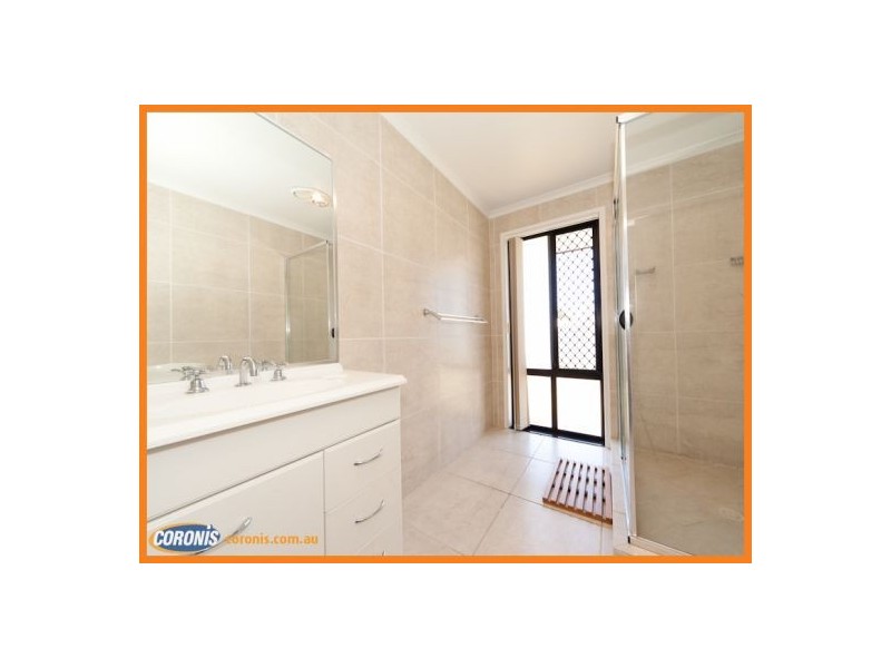 1 Geebung Court, Meridan Plains QLD 4551