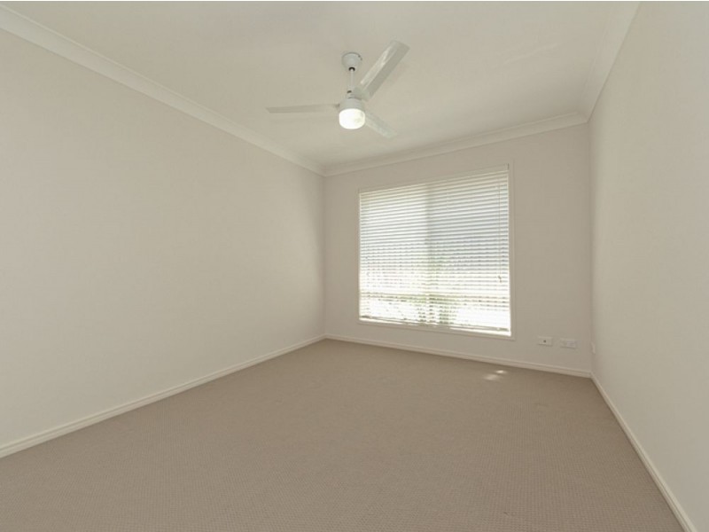 40 Elvena Cct, Little Mountain QLD 4551