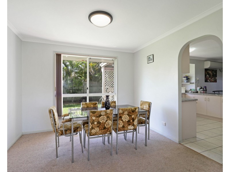 2 Howea Close, Currimundi QLD 4551