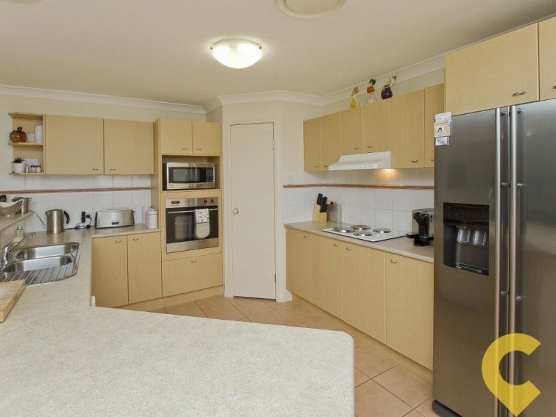 20 Midden Place, Pelican Waters QLD 4551