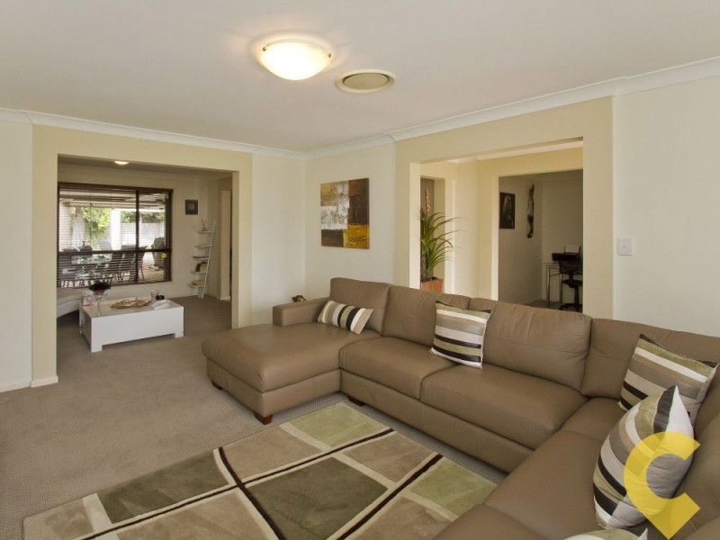 20 Midden Place, Pelican Waters QLD 4551