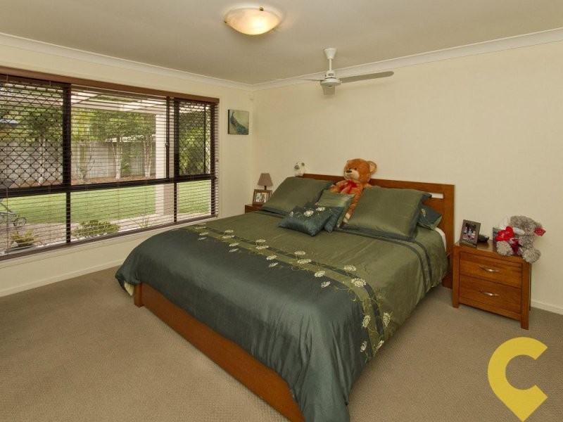20 Midden Place, Pelican Waters QLD 4551