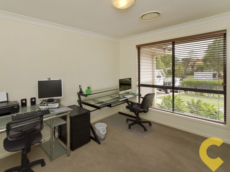 20 Midden Place, Pelican Waters QLD 4551