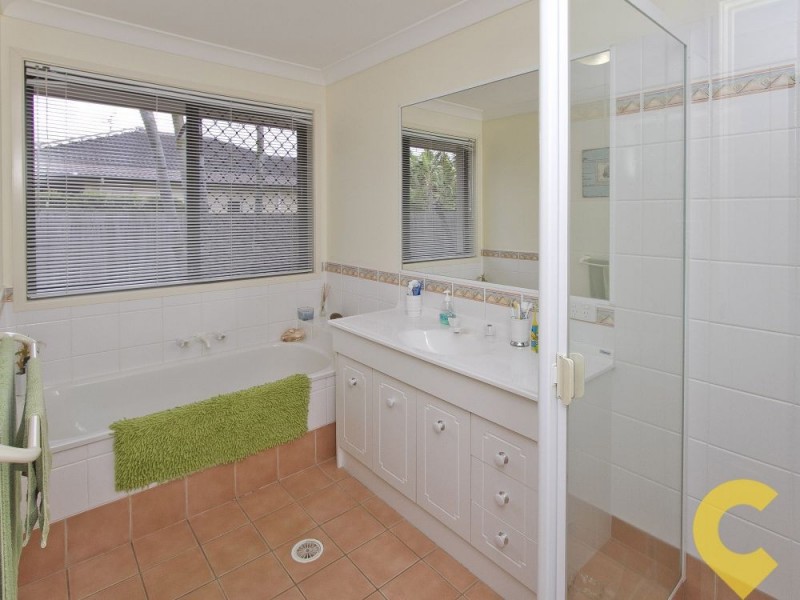 20 Midden Place, Pelican Waters QLD 4551