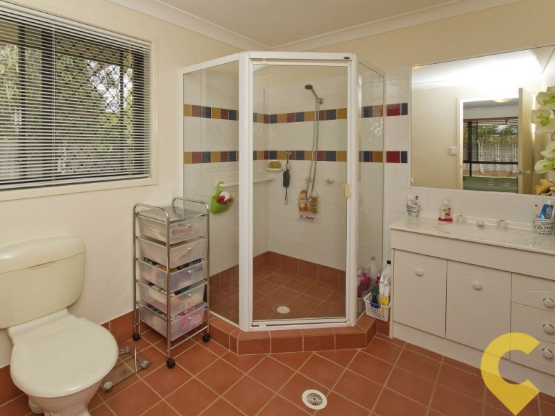 20 Midden Place, Pelican Waters QLD 4551