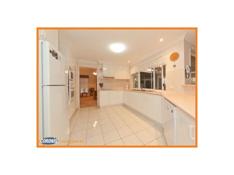 10 Sir Joseph Banks Drive, Pelican Waters QLD 4551