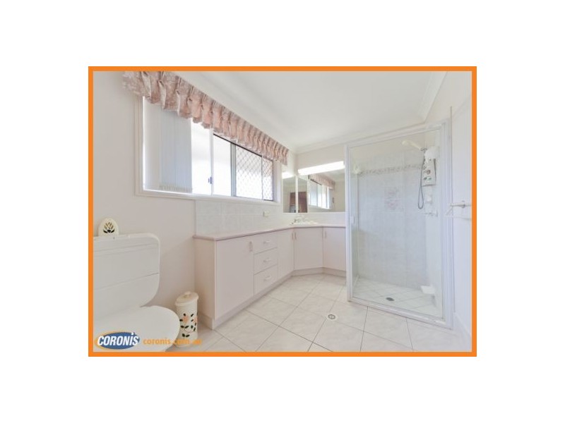 10 Sir Joseph Banks Drive, Pelican Waters QLD 4551