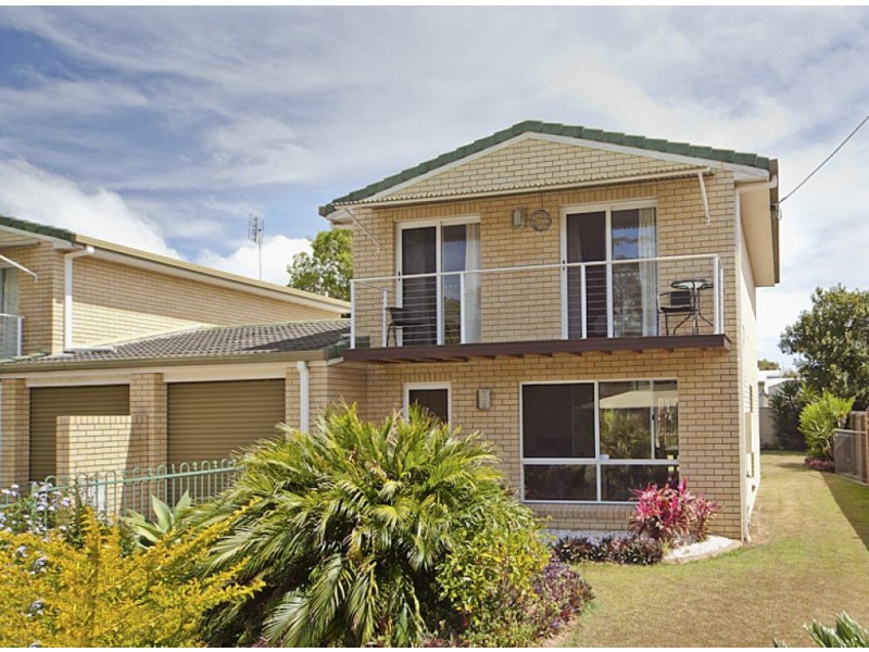 2/15 Kalanda Court, Dicky Beach QLD 4551