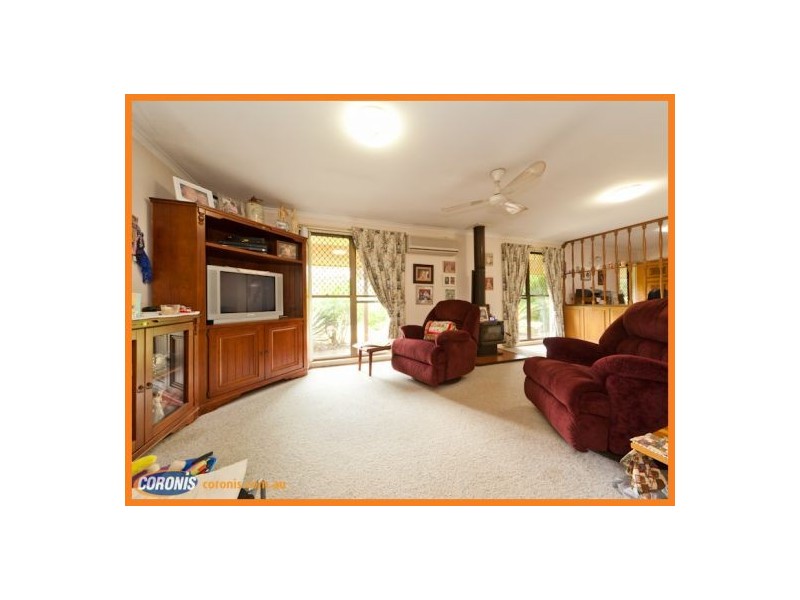 63 Alfs Pinch Road, Beerwah QLD 4519