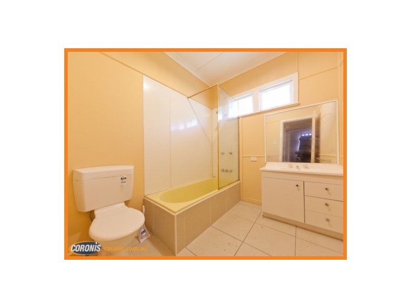24a Upper Gay Terrace, Kings Beach QLD 4551