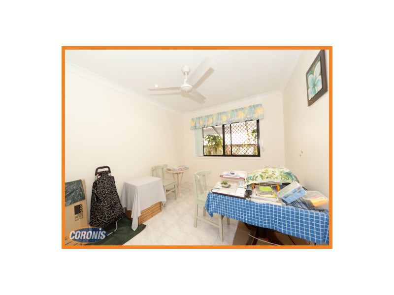 8 Clunie Street, Caloundra West QLD 4551
