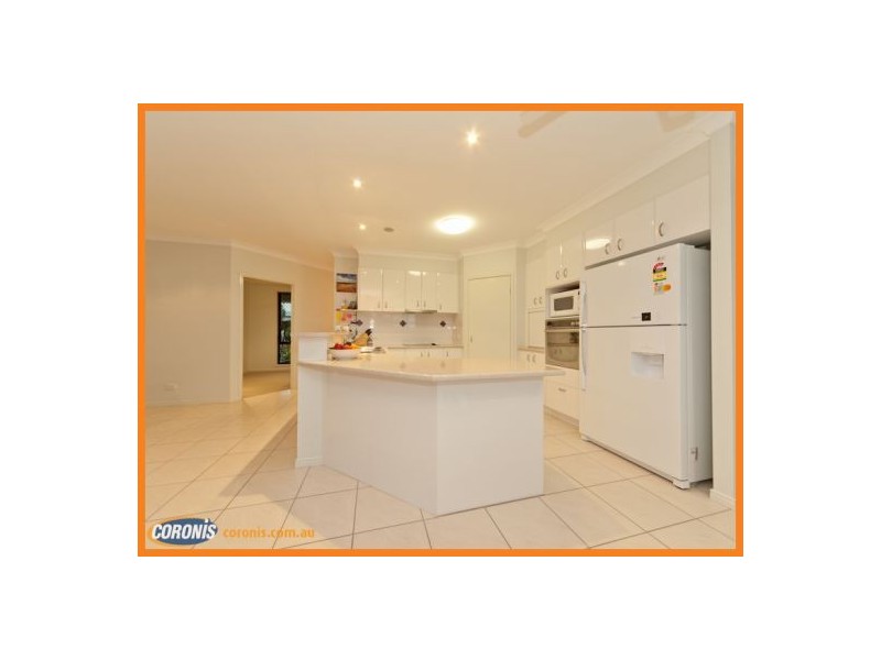 173 Kings Road, Glass House Mountains QLD 4518