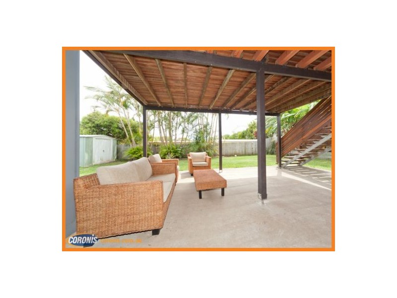 2 Anzac Street, Battery Hill QLD 4551