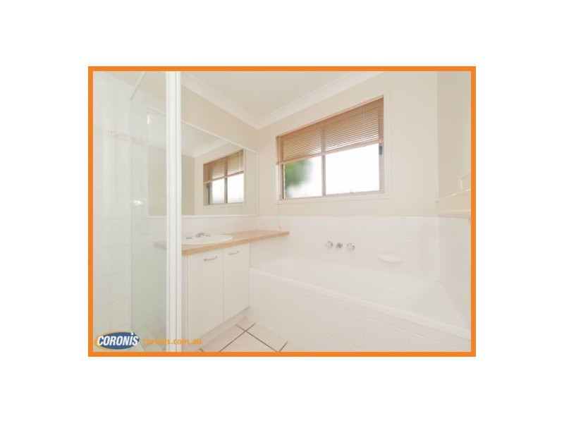 5 Shannon Crescent, Caloundra West QLD 4551