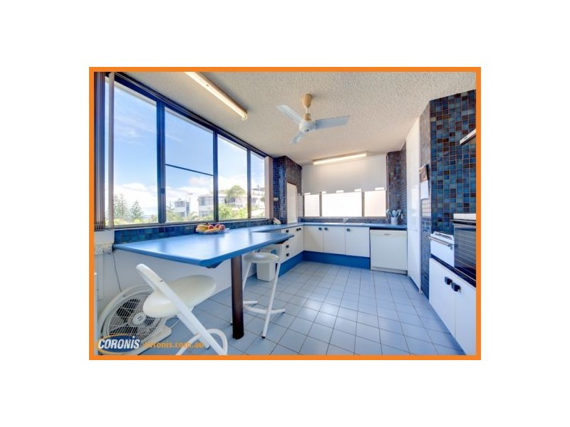 2/2 Burgess Street, Kings Beach QLD 4551
