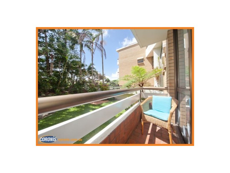 2/2 Burgess Street, Kings Beach QLD 4551