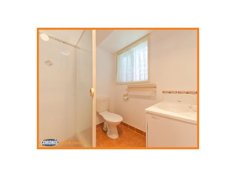 4 Ghostgum Close, Little Mountain QLD 4551