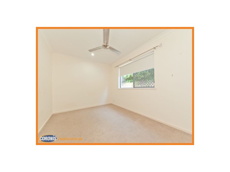 32 Kurrimine Crescent, Mountain Creek QLD 4557