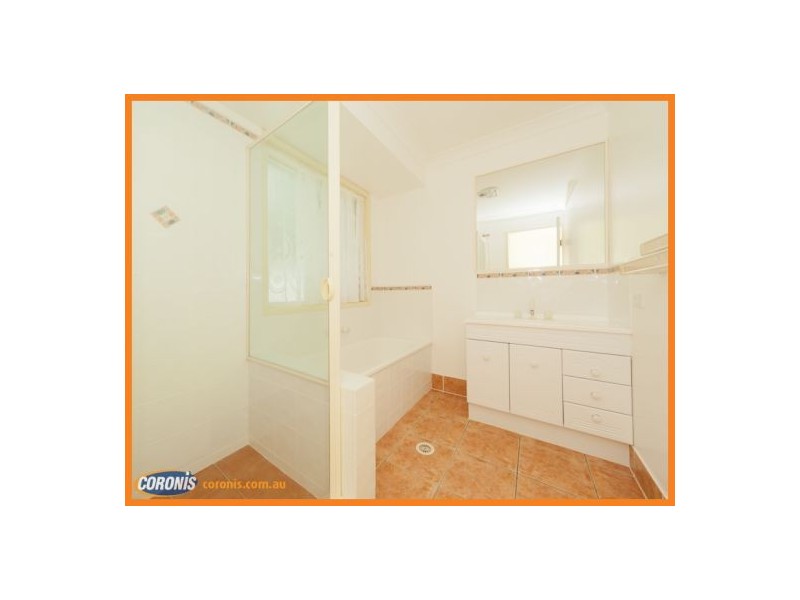 4 Ghostgum Drive, Little Mountain QLD 4551