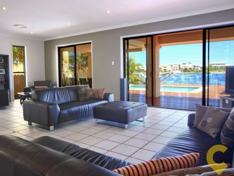 40 Sunbird Chase, Parrearra QLD 4575