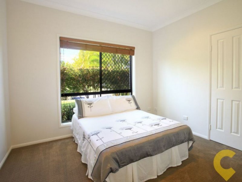 40 Sunbird Chase, Parrearra QLD 4575