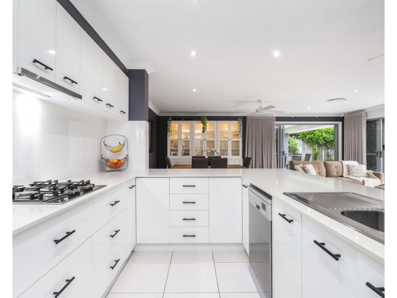 14 Trinity Place, Pelican Waters QLD 4551