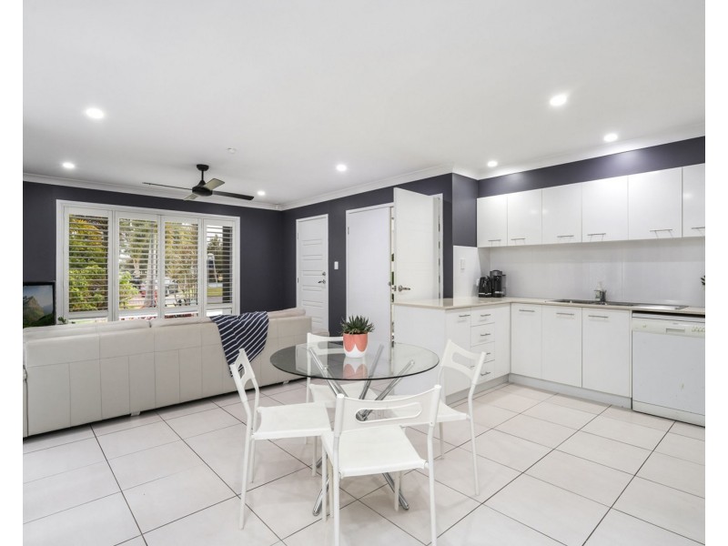 14 Trinity Place, Pelican Waters QLD 4551