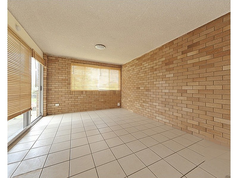 8/10 Coonowrin Street, Battery Hill QLD 4551