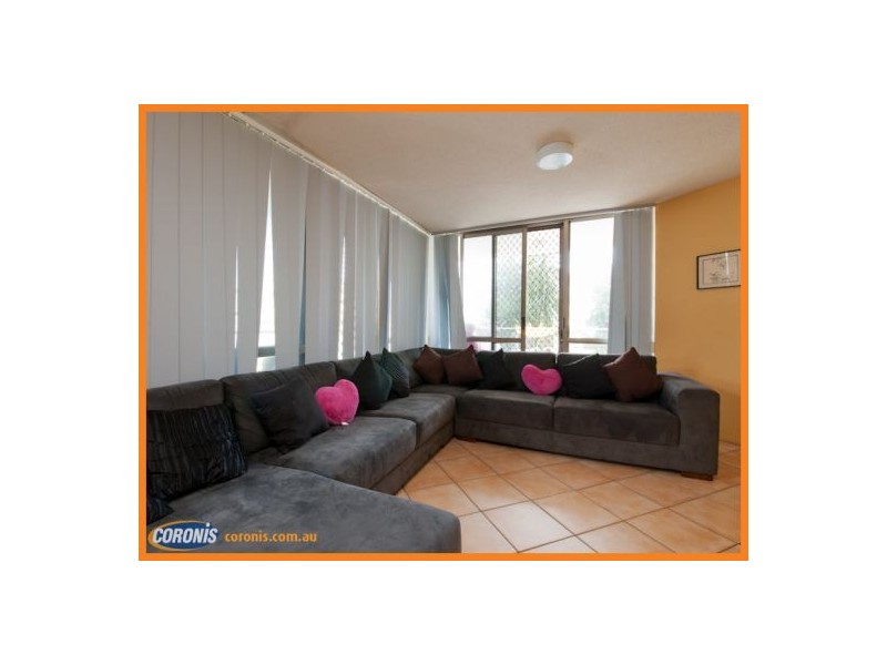 2/7 Latona Avenue, Caloundra QLD 4551