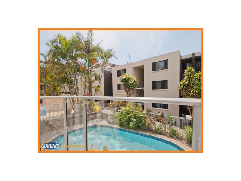 2/7 Latona Avenue, Caloundra QLD 4551