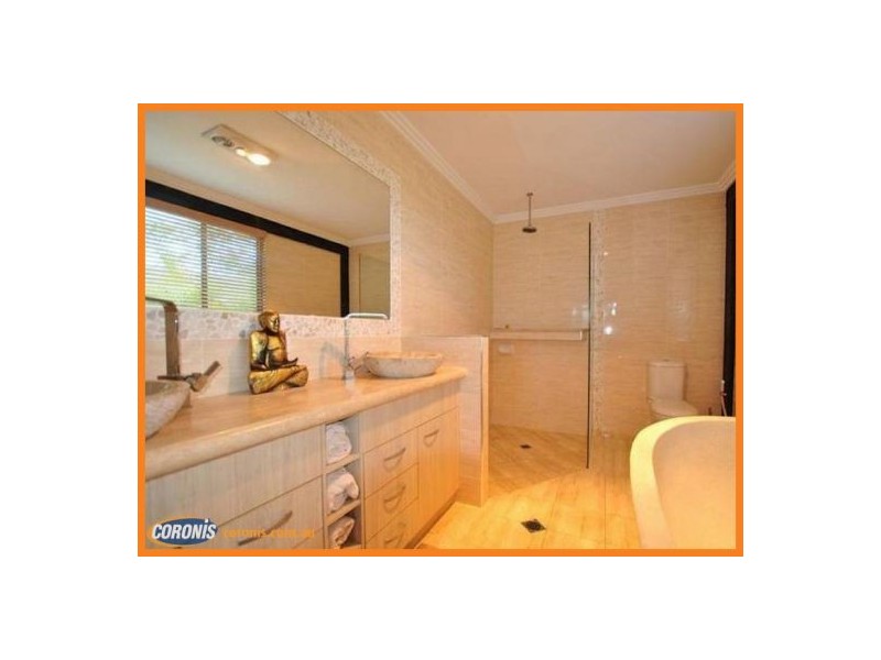 16 Rapanea Street, Meridan Plains QLD 4551