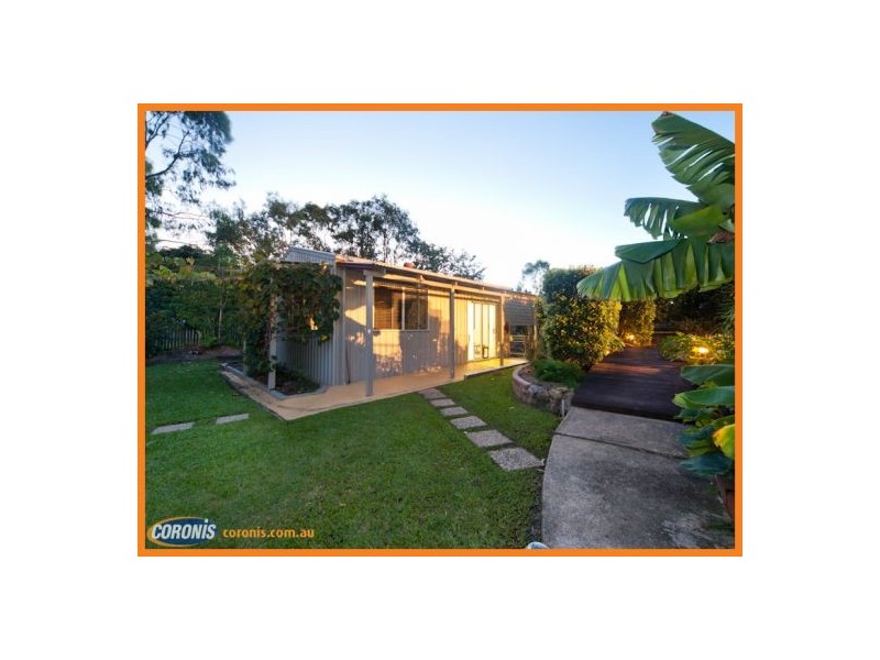 8 Woodroffe Street, Little Mountain QLD 4551