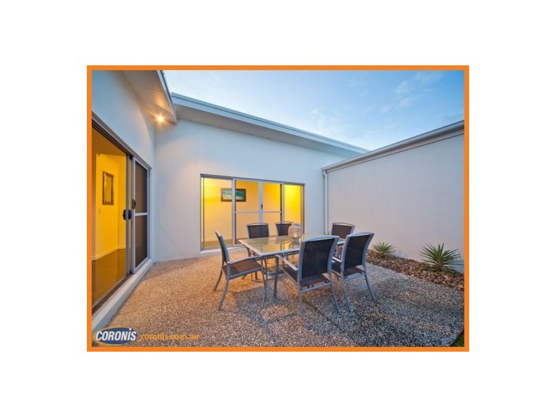 26 Kurrimine Crescent, Mountain Creek QLD 4557