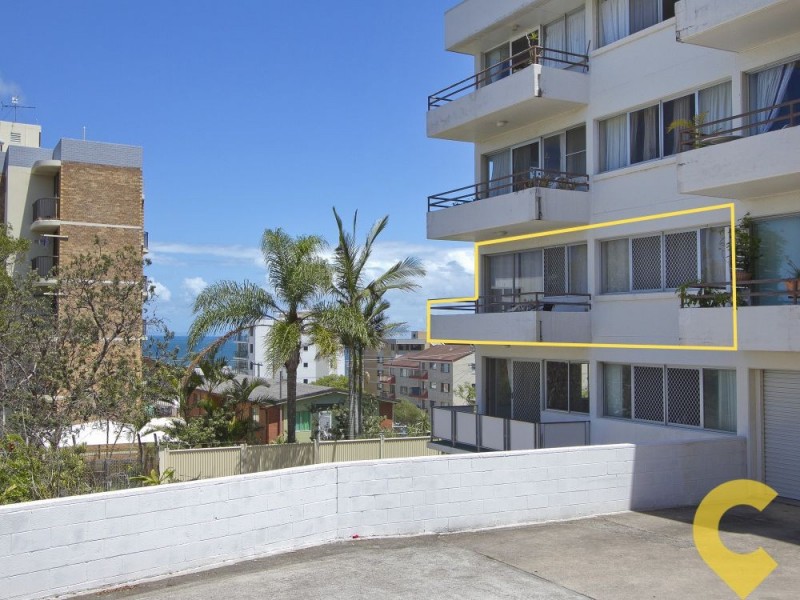 2/27 Canberra Terrace, Kings Beach QLD 4551