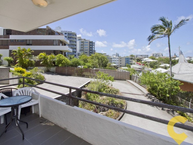 2/27 Canberra Terrace, Kings Beach QLD 4551
