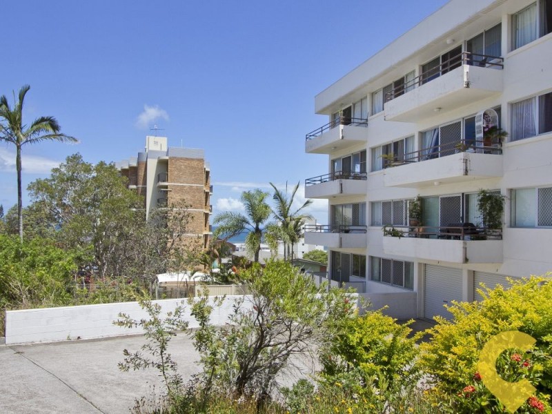 2/27 Canberra Terrace, Kings Beach QLD 4551