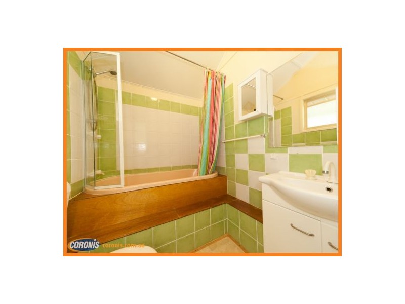 2728 Old Gympie Road, Beerwah QLD 4519