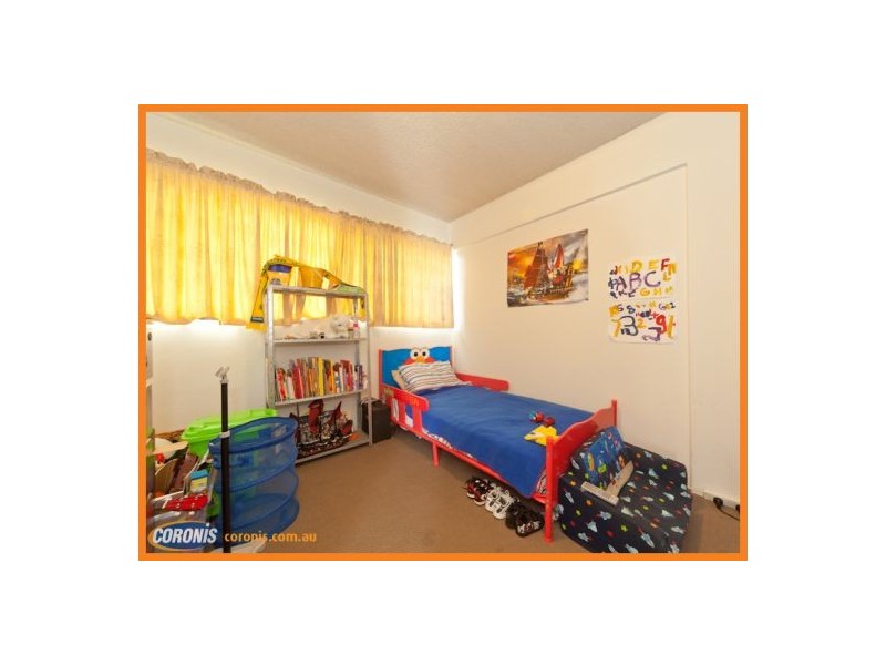 2/27 Canberra Terrace, Kings Beach QLD 4551